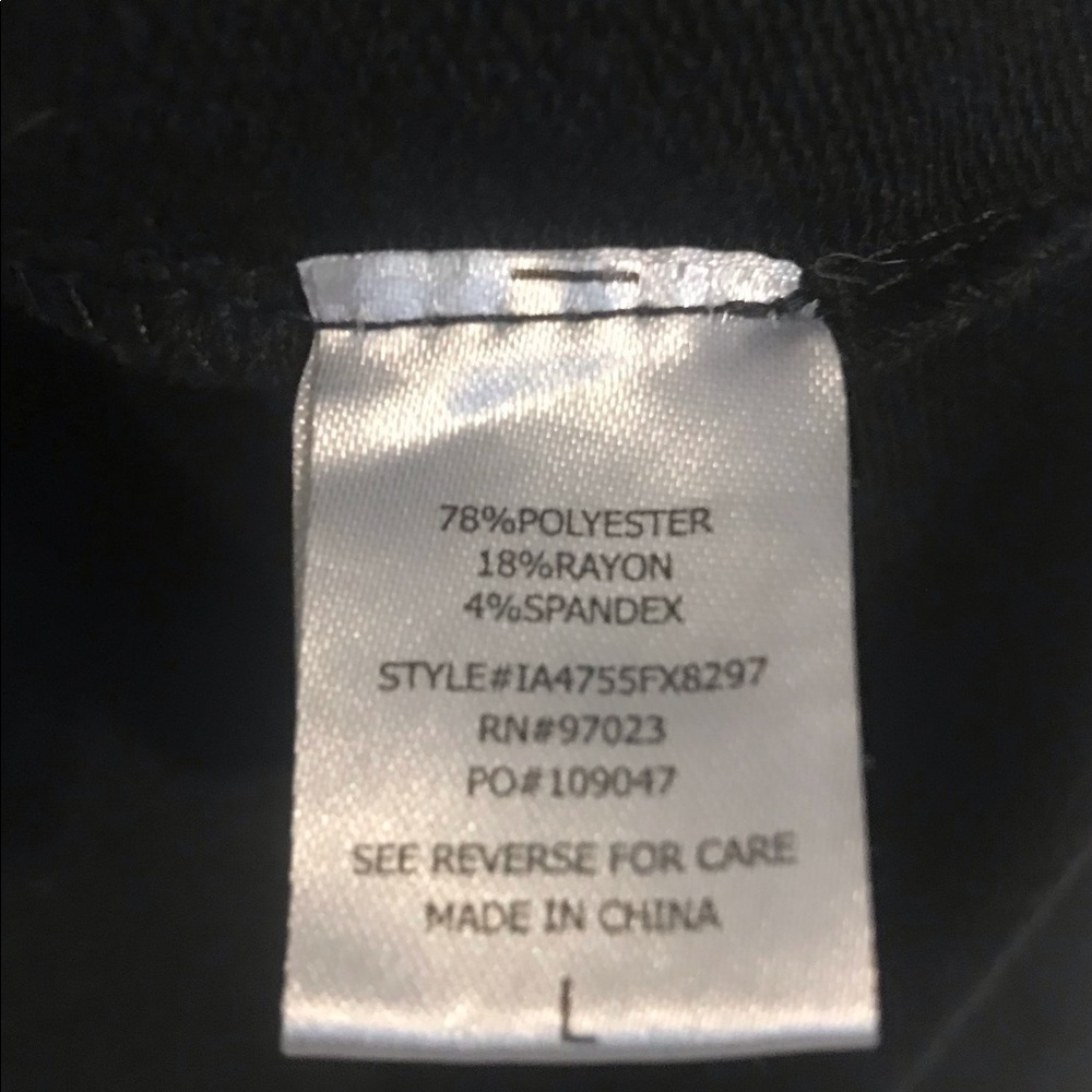 Rebellious One Sweatshirt (L) - Picture 10 of 11